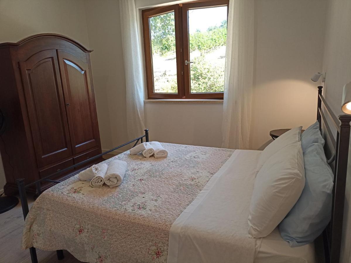 La Residenza Di Campagna Guest House Манчано Екстериор снимка