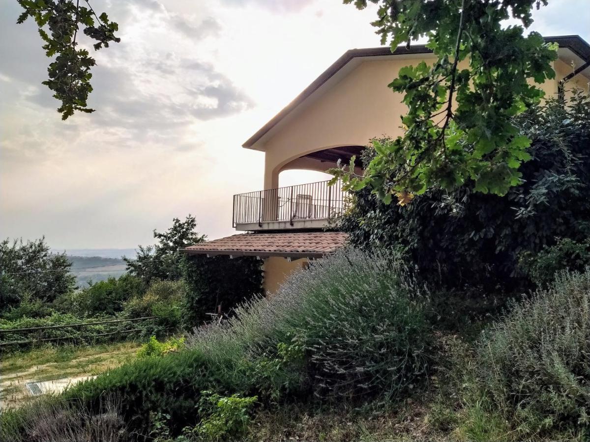 La Residenza Di Campagna Guest House Манчано Екстериор снимка